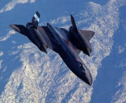 Dos aviones caza rompen la barrera del sonido al sobrevolar la zona de Moraleja y Calzadilla