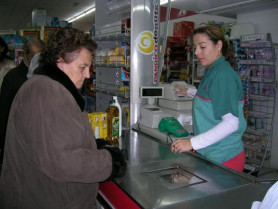 Nueve de cada diez contratos realizados a mujeres en la provincia de Cáceres son temporales, según el Inem