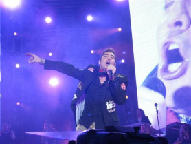 Bisbal sólo conectó con una parte de su público en el penúltimo concierto de su gira en Navalmoral