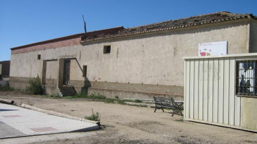 El Ayuntamiento de Santiago del Campo convertirá un almacén en el primer pabellón multiusos
