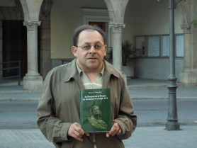 El Ayuntamiento de Alcántara edita un libro de Dionisio Martín que recoge la historia del hospital la Piedad