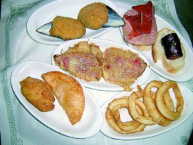 Los empresarios de Moraleja estudian organizar este verano un concurso de tapas en la localidad
