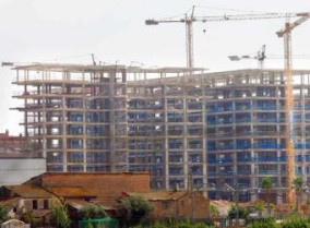 Fomento adjudica las obras de construcción de doce viviendas de promoción pública en Moraleja