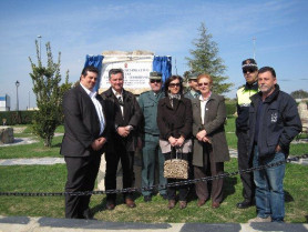 La localidad de Almaraz rinde homenaje a las víctimas del terrorismo coincidiendo con el sexto aniversario del 11-M