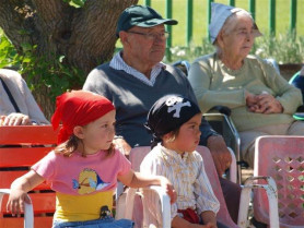 Miajadas acoge este viernes una jornada de convivencia entre mayores y escolares por tercer año consecutivo