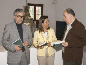 La colección Abezetario edita 'La perfección del arco zigomático', del extremeño José María Ruiz