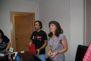 La socialista Teresa Roca llega a la alcaldía de Moraleja y tiende una mano al PP para acabar con la crispación