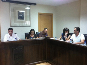 El PP de Moraleja pone precio a la moción de censura y dice que el PSOE aumentó la deuda en 866.000 euros