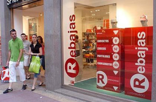 UCE Extremadura alerta de los fraudes online en una campaña de rebajas adelantada
