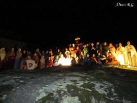 Cientos de personas contemplan la escenificación de la Pasión de Cristo en San Pedro de los Majarretes