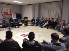 Juventudes Socialistas de Cáceres defiende en Valencia de Alcántara la figura de los Consejos de la Juventud