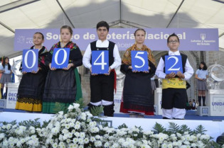 El sorteo de la Lotería Nacional de Coria llevó la suerte hasta Málaga con el número 452