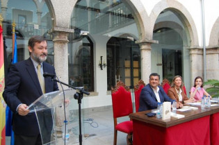 Coria acoge la presentación de la Poesía Completa del escritor y periodista Alfonso Albalá