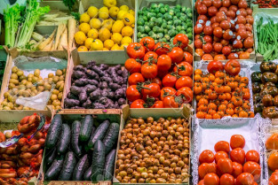Estos son los alimentos que mejoran la memoria y la concentración de las personas mayores