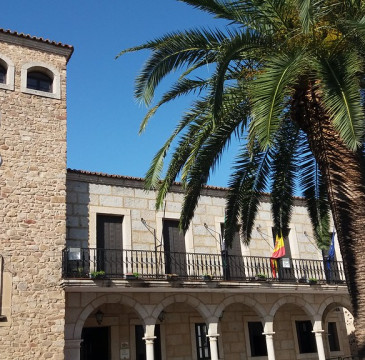 Zamora guarda silencio por las víctimas del atentado de Barcelona 