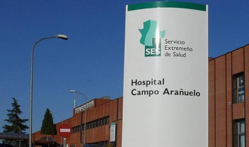 Herido un hombre de 30 años en una colisión entre dos turismos en Navalmoral
