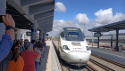 La Junta firma un contrato con RENFE para asegurar los servicios ferroviarios de media distancia