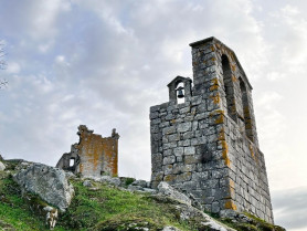 El Ayuntamiento de Villamiel consigue la adquisición del Castillo de Trevejo