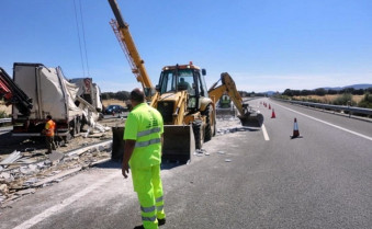 La Junta destina casi 100.000 euros a mejorar la visibilidad en las carreteras de Badajoz