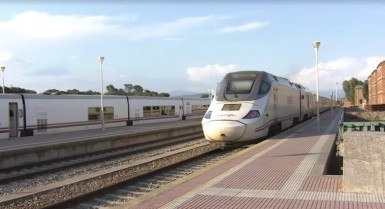 Las obras en el puente metálico de Mérida interrumpen los trenes a Zafra y Sevilla