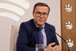 La Diputación de Badajoz lanza un fondo de 5 millones sin intereses para municipios en crisis financiera