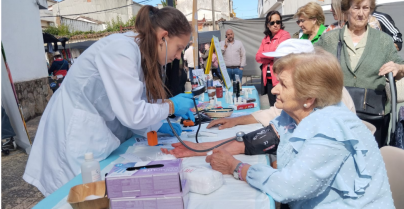 Talayuela enseña a sus vecinos técnicas de reanimación y cómo actuar ante un atragantamiento
