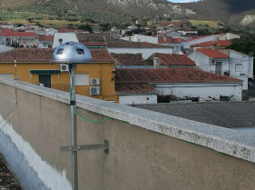 Una cámara colocada estratégicamente capta impresionantes imágenes de la bola de fuego surcando Extremadura