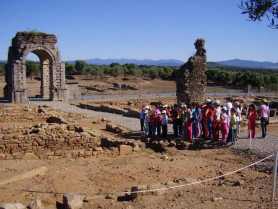La antigua ciudad romana de Cáparra contará con un área de descanso para peregrinos y visitantes