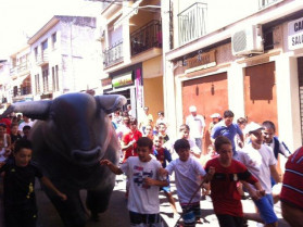 Moraleja llegará a Cáceres el sábado con toros hichables, corredores y música de charanga