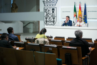Extremadura formará a alumnos para atender la demanda de Envision en Navalmoral de la Mata
