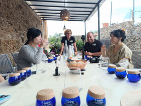 Influencers de China descubren los productos típicos de la provincia de Cáceres