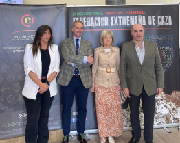 Una jornada cinegética promueve la caza como motor económico y turístico en Extremadura