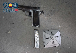 Detenido un hombre de 37 años por tenencia ilícita de armas