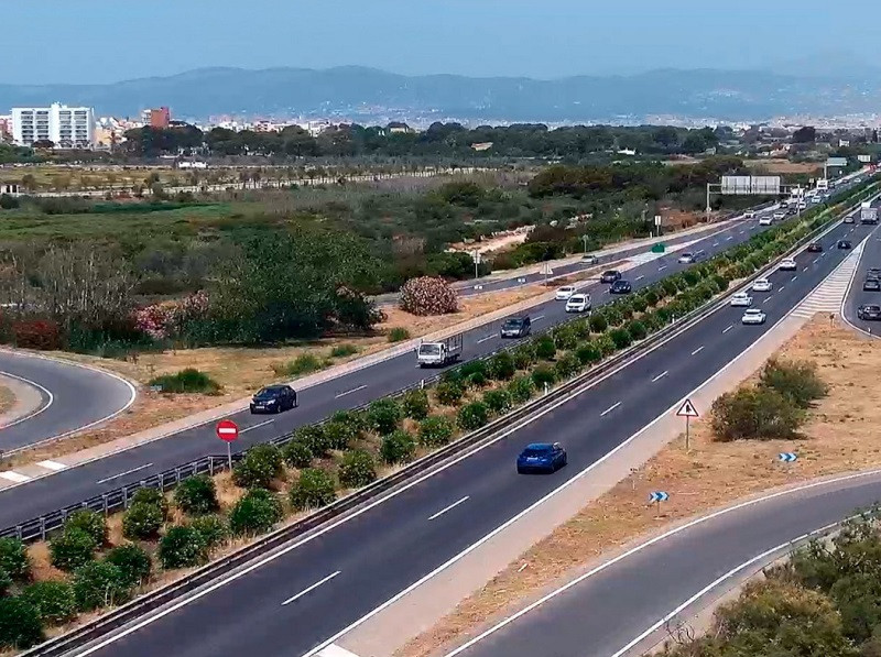 Extremadura, sin alternativa real al coche para las vacaciones de verano