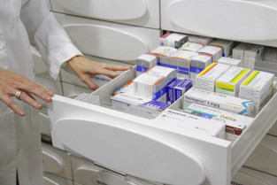 La expansión de la venta online de medicamentos genera preocupación en el sector sanitario