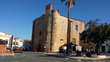 Acuerdo para restaurar la iglesia de San Pedro en Almendral por 263.000 euros