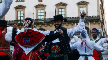 Higuera de la Serena celebra la tercera edición del Festival Folklórico 'Rosa Portalo'