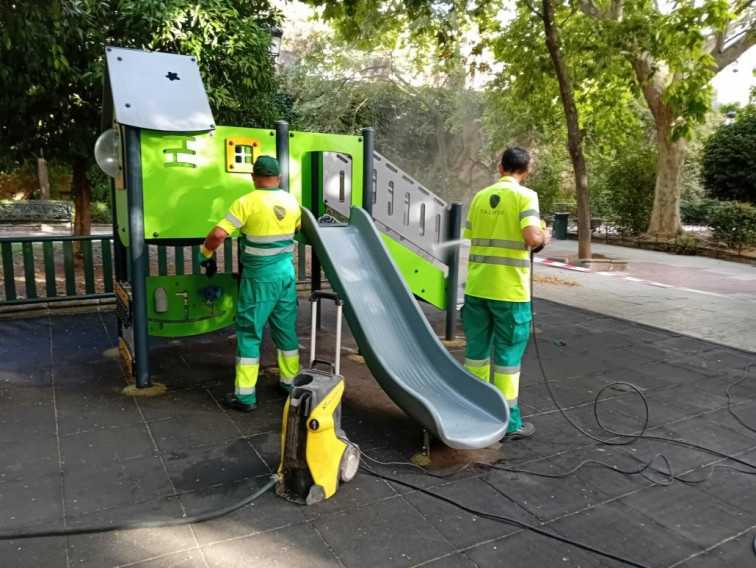 Nuevas medidas en Cáceres: más limpieza, más seguridad y puntos violeta en los eventos masivos