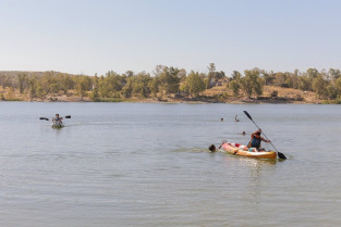 El embalse de Proserpina de Mérida ofrecerá actividades acuáticas gratuitas para todas las edades