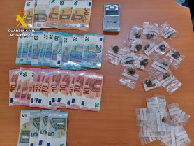 Detenido un hombre que vendía droga desde su propio domicilio