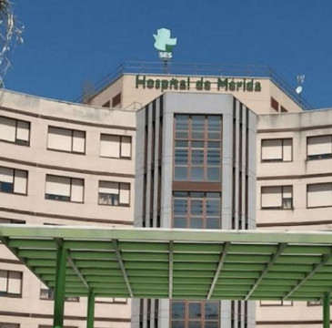 Zamora guarda silencio por las víctimas del atentado de Barcelona 