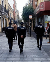 Detenida una mujer en Badajoz por robar 450 euros a un anciano de 86 años
