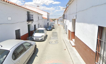 Herido un hombre al caerle encima el techo de su vivienda