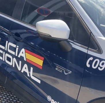 Zamora guarda silencio por las víctimas del atentado de Barcelona 