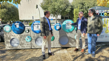 Cáceres instalará 1.500 nuevas papeleras, 500 de ellas con tres compartimentos para reciclar