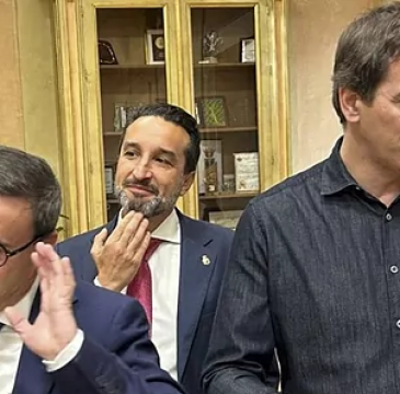 Zamora guarda silencio por las víctimas del atentado de Barcelona 