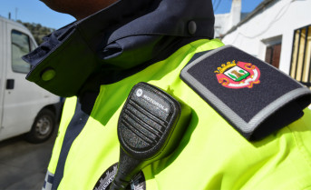 Detenido por un agente de la Policía Local de Plasencia fuera de servicio tras robar un bolso