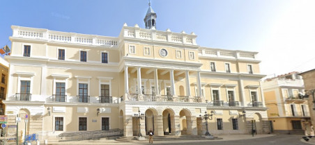 El Juzgado declara improcedente el despido de un trabajador por parte del Ayuntamiento de Badajoz