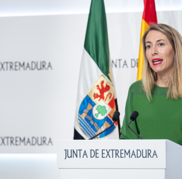 Zamora guarda silencio por las víctimas del atentado de Barcelona 