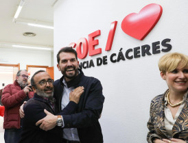 El PSOE de Cáceres logra la retirada de Ismael Bravo y despeja el camino a Cotrina para ser el nuevo líder